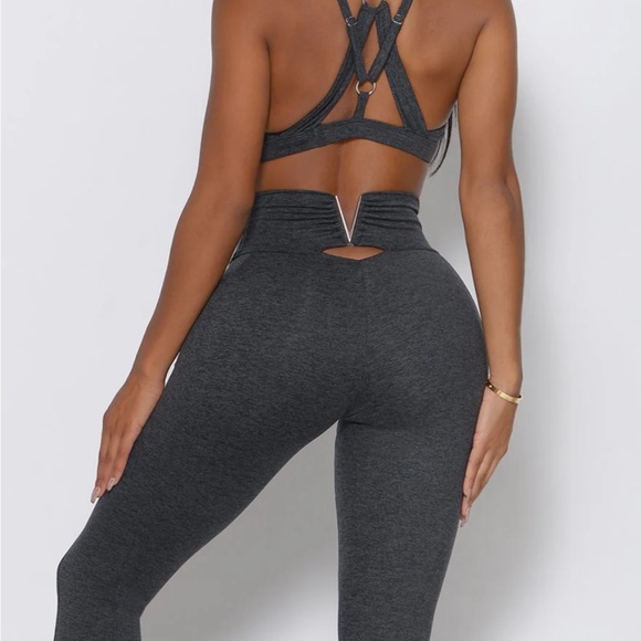 Bombshell Sportswear Victory Leggings - Picture 2 of 7